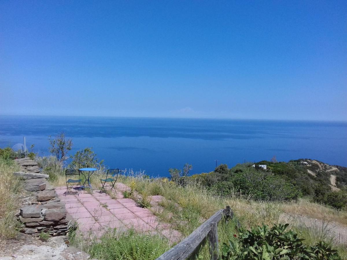 Ikarian Centre - Accommodation & Mountain Hiking Evdilos  Eksteriør billede