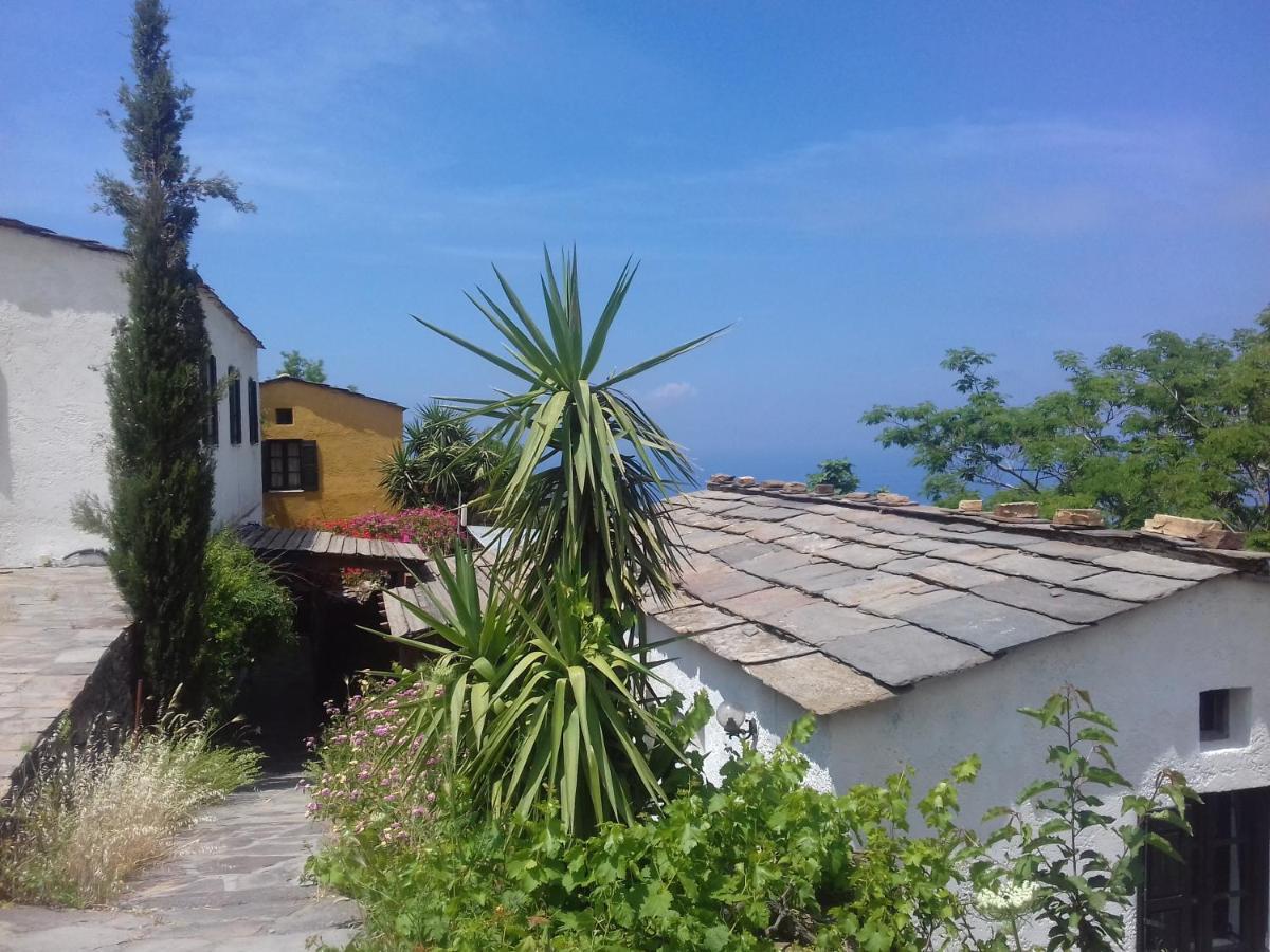 Ikarian Centre - Accommodation & Mountain Hiking Evdilos  Eksteriør billede
